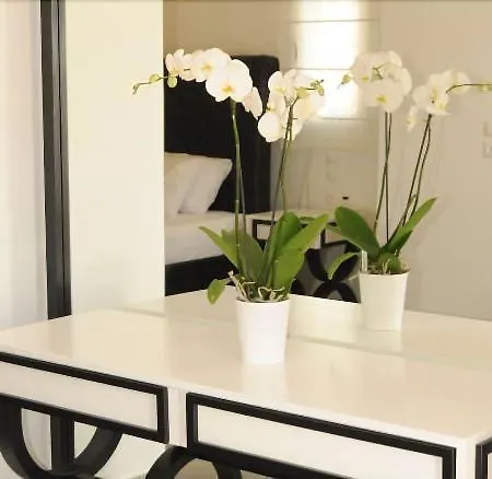 Queen Boutique 3* Mykonos Town