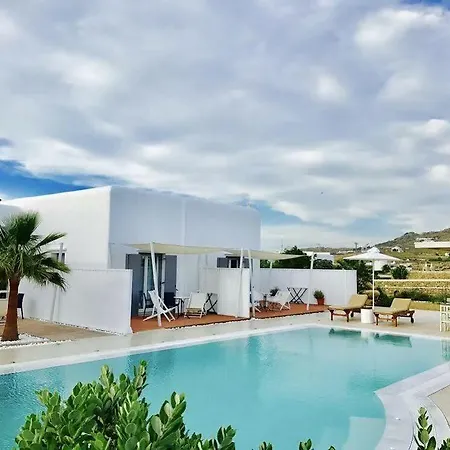 Queen Boutique 3* Mykonos Town