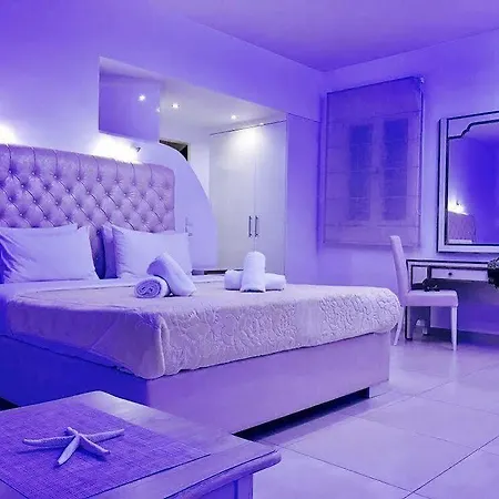 Queen Boutique 3* Mykonos Town